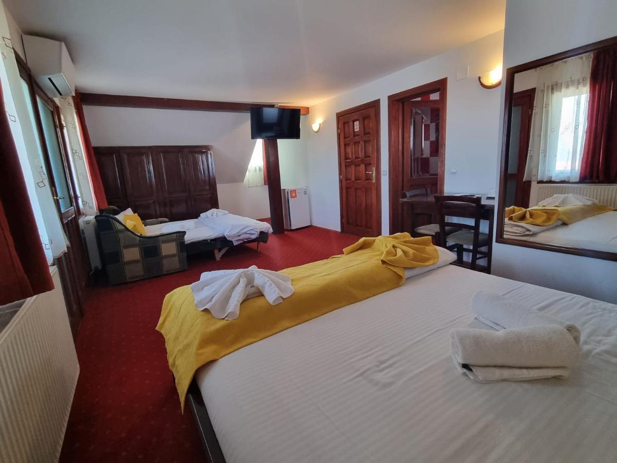 Casa Luca Hotel Vama Veche Ngoại thất bức ảnh