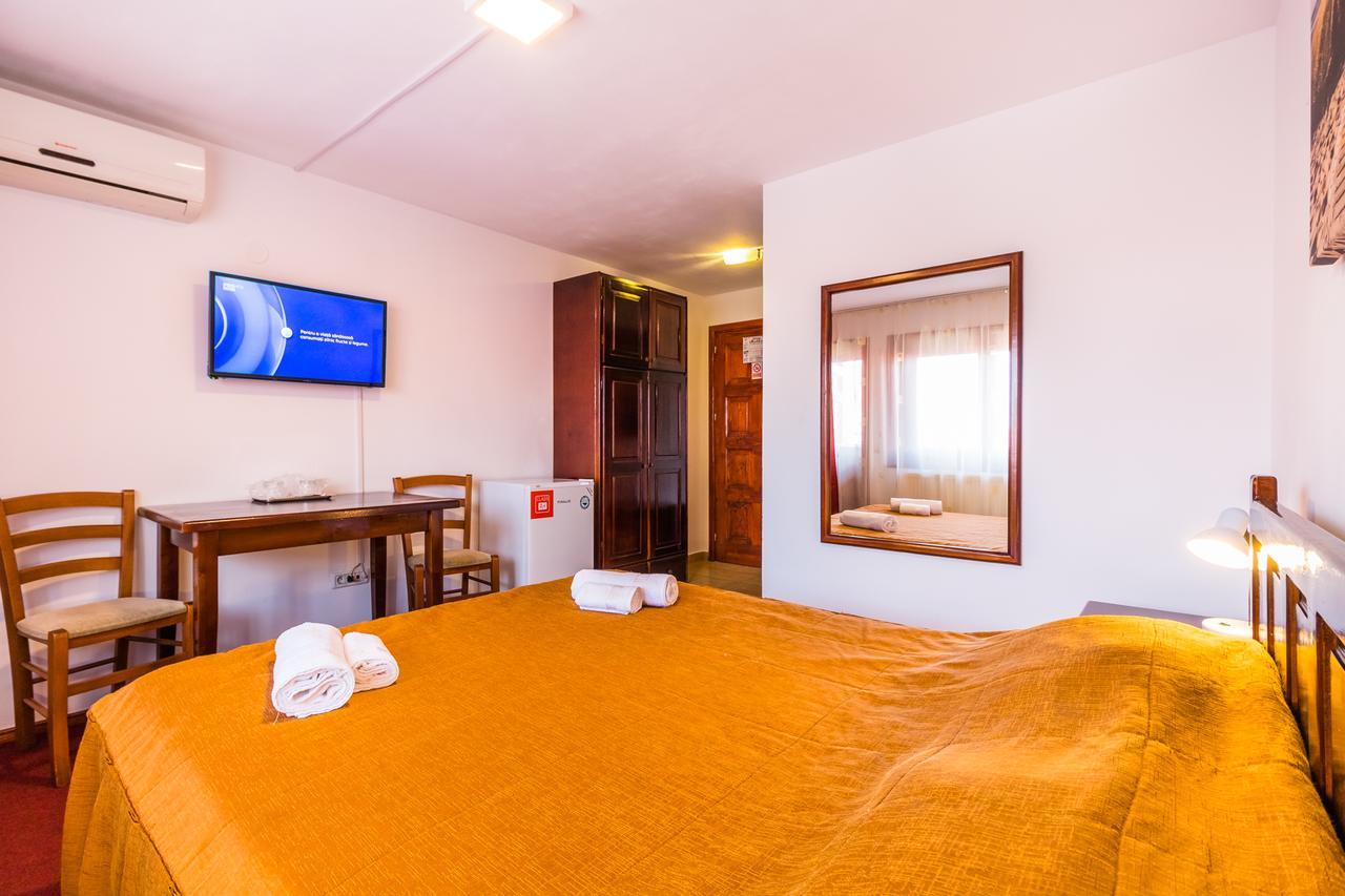Casa Luca Hotel Vama Veche Ngoại thất bức ảnh